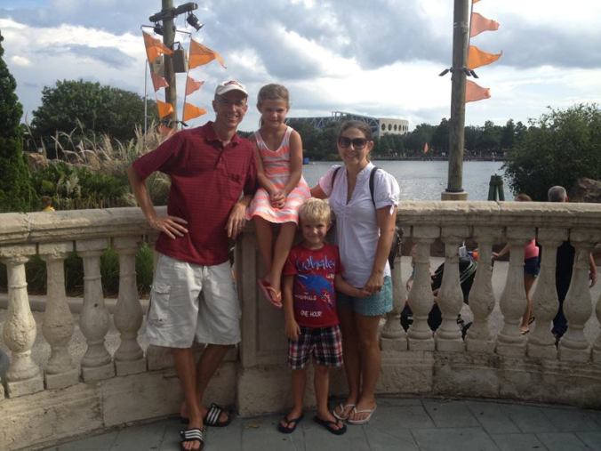 10169030_10152000212543085_1653939694_n